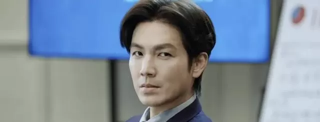 《蜜语纪》大结局高能收官:纪封雷霆肃清内鬼,鲁贞贞事业婚姻双崩盘成镜像悲剧 资讯配图 《蜜语纪》大结局高能收官:纪封雷霆肃清内鬼,鲁贞贞事业婚姻双崩盘成镜像悲剧 资讯配图